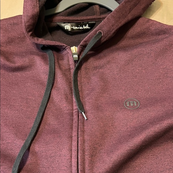 Travis Mathew Maroon Hooded Jacket - Picture 6 of 7